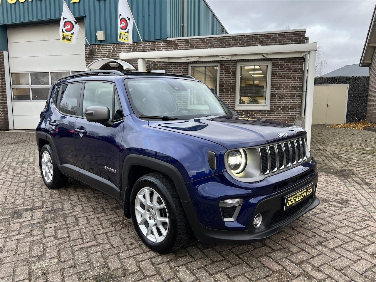 Jeep Renegade - 1.3T 150pk AUT VAN, Pano, Trekh, Leder, VOL, NWST - AutoWereld.nl