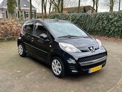 Peugeot 107 - 1.0-12V XS Zwart Airco 5 deurs