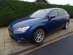 Seat Leon - 1.0 ECOTSI STYLE CON-Media-Clima-Cruise-Navi-pdc