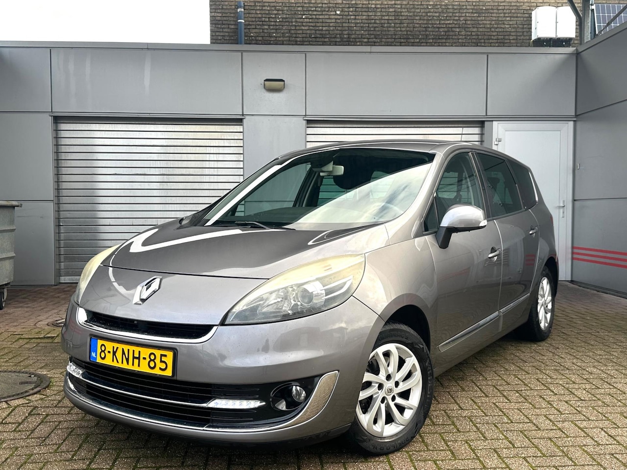 Renault Grand Scénic - 1.5 dCi Express. 7persoons Navi - AutoWereld.nl