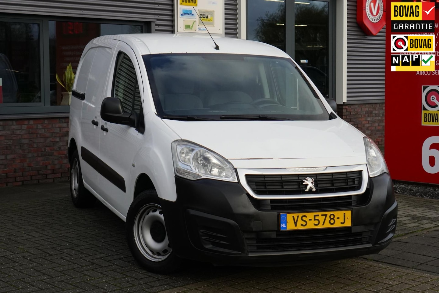 Peugeot Partner - 120 1.6 HDi 75 L1 XR 120 1.6 HDi 75 L1 XR - AutoWereld.nl