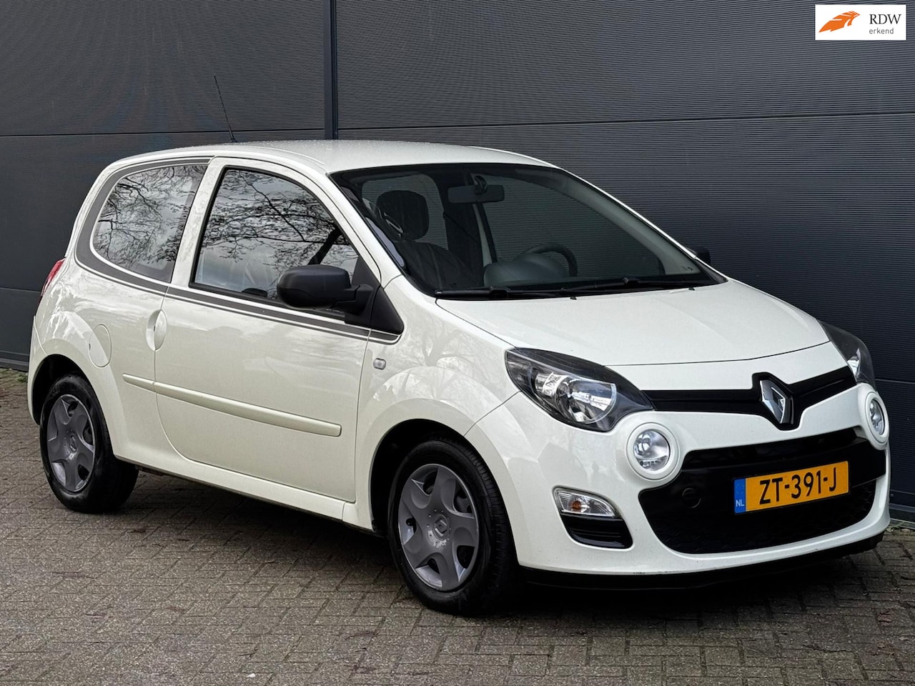 Renault Twingo - 1.2-16V Night & Day AIRCO CRUISE-CONTROL APK - AutoWereld.nl