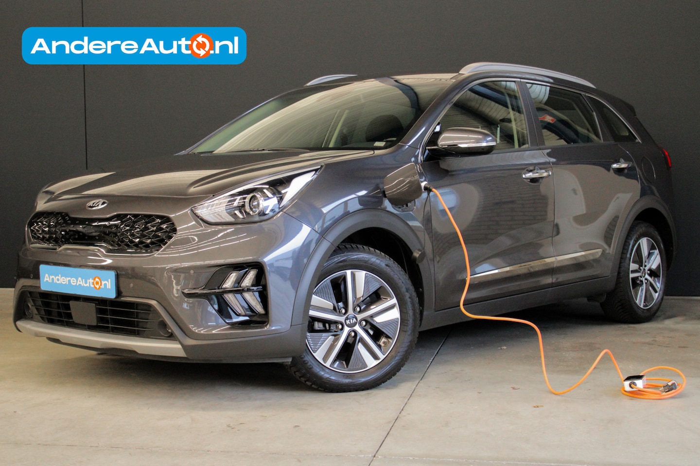 Kia Niro - 1.6 GDi PHEV DynamicLine |dealer onderhouden|leder|adaptive cruise|navigatie| - AutoWereld.nl