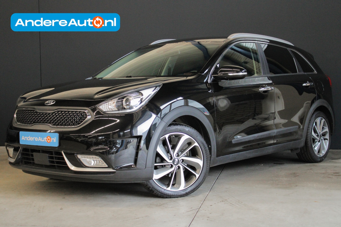 Kia Niro - 1.6 GDi Hybrid DynamicLine |trekhaak|leder|Apple/Android|navigatie|18"| - AutoWereld.nl