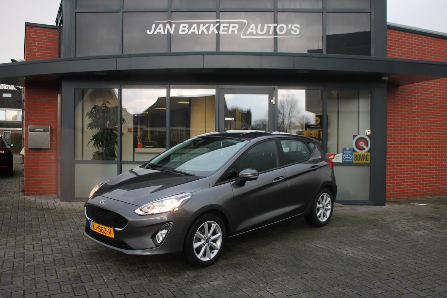 Ford Fiesta - 1.1 Trend ✅ Navigatie ✅ CarPlay ✅ NL-auto ✅ Rijklaar - AutoWereld.nl