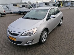 Opel Astra - 1.4 Turbo Edition