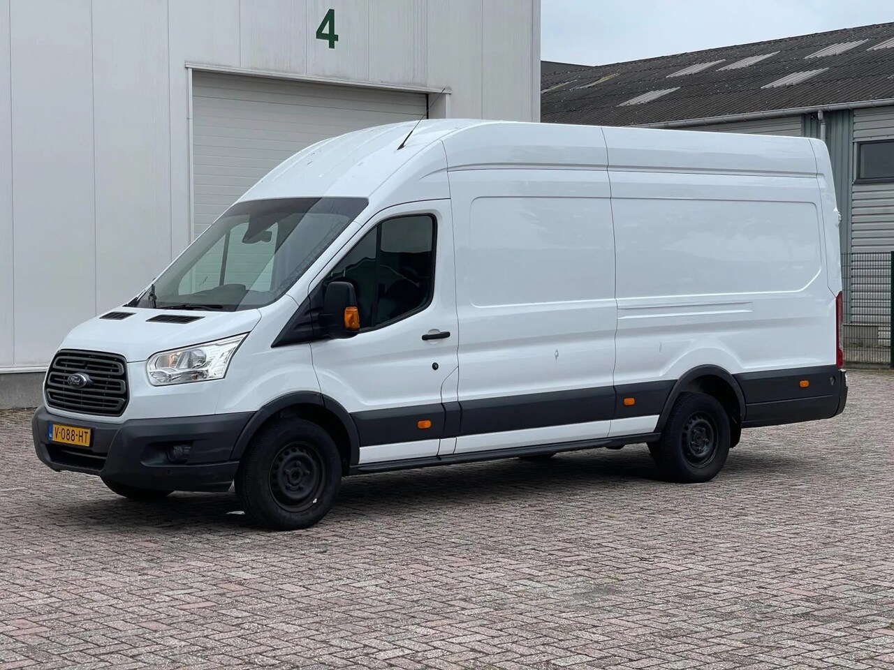 Ford Transit - 2.0TDI MAXI EURO 6 - AutoWereld.nl