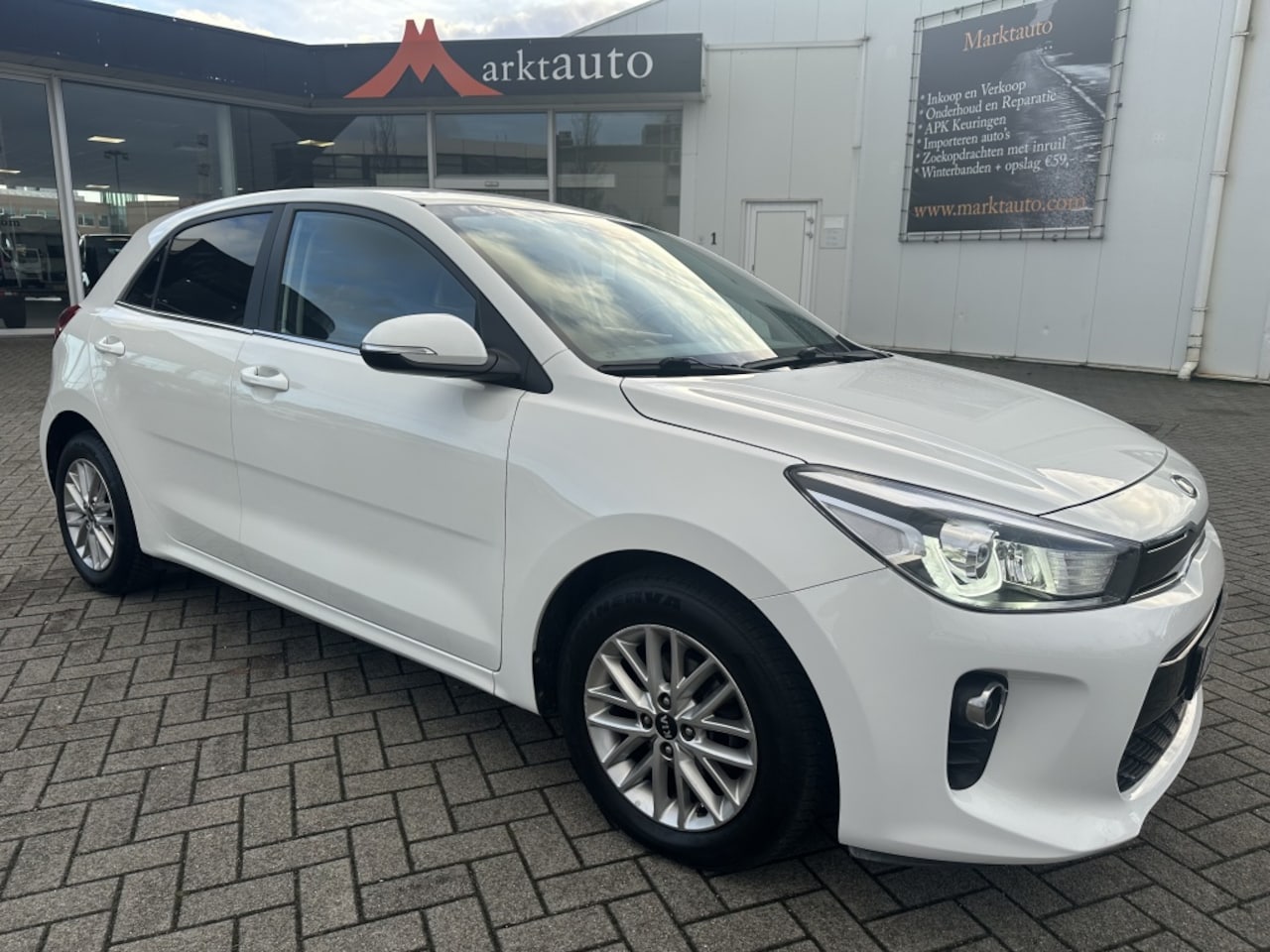 Kia Rio - 1.4 Dream Team Navi Camera Cruise Carplay Pdc - AutoWereld.nl