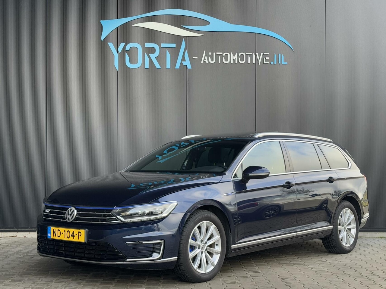 Volkswagen Passat Variant - 1.4 TSI GTE Highline PANO*CAMERA*NL AUTO - AutoWereld.nl