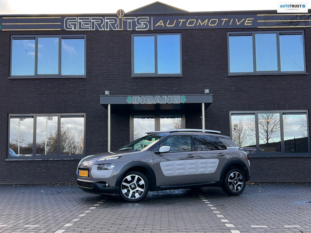 Citroën C4 Cactus - 1.2 PureTech Business Met nieuwe Revisie motor + Koppeling - AutoWereld.nl