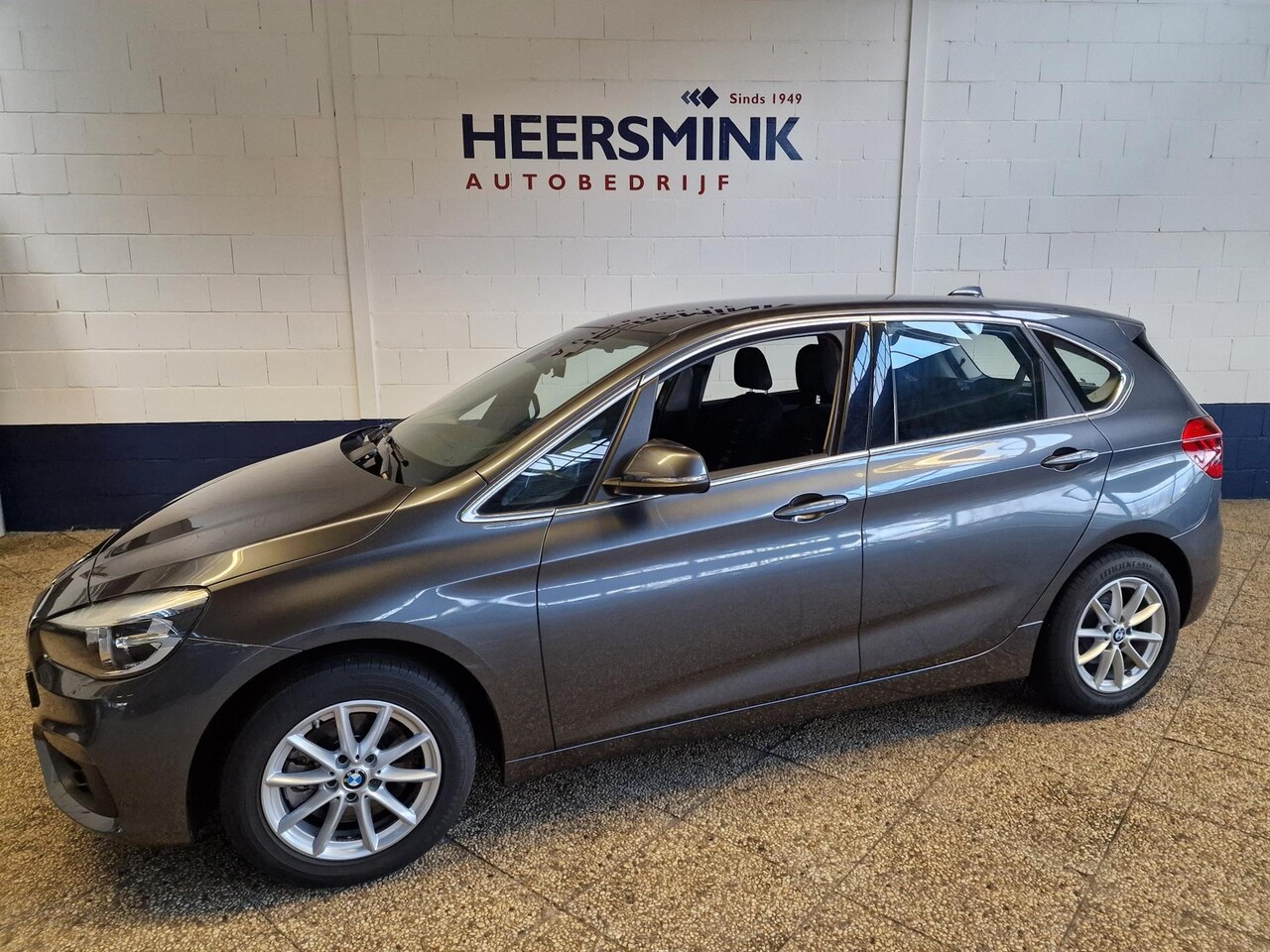 BMW 2-serie Active Tourer - 218i 218i - AutoWereld.nl