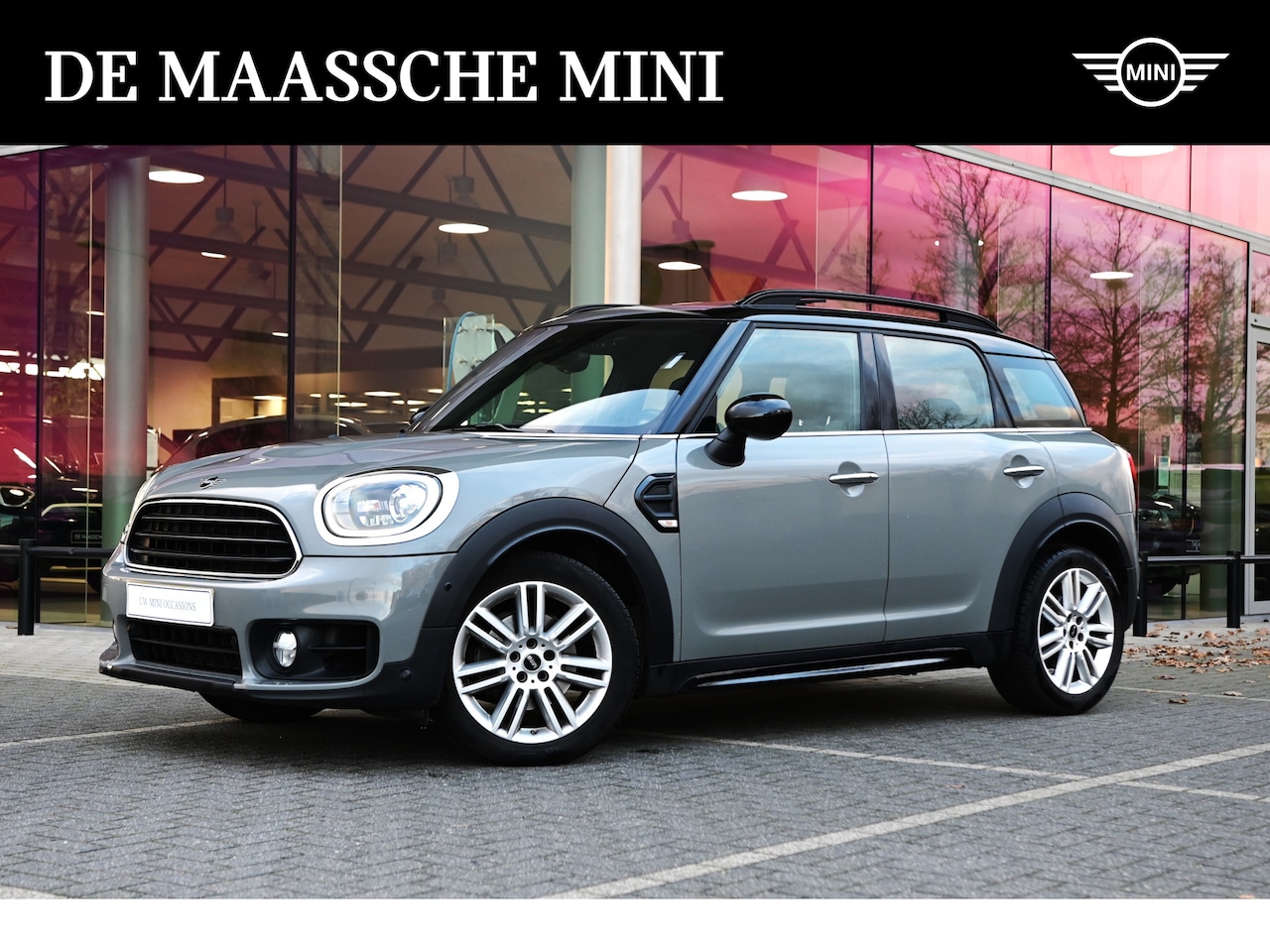 MINI Countryman - Cooper Pepper Automaat / Panoramadak / Stoelverwarming / LED / Head-Up / Comfort Access / - AutoWereld.nl