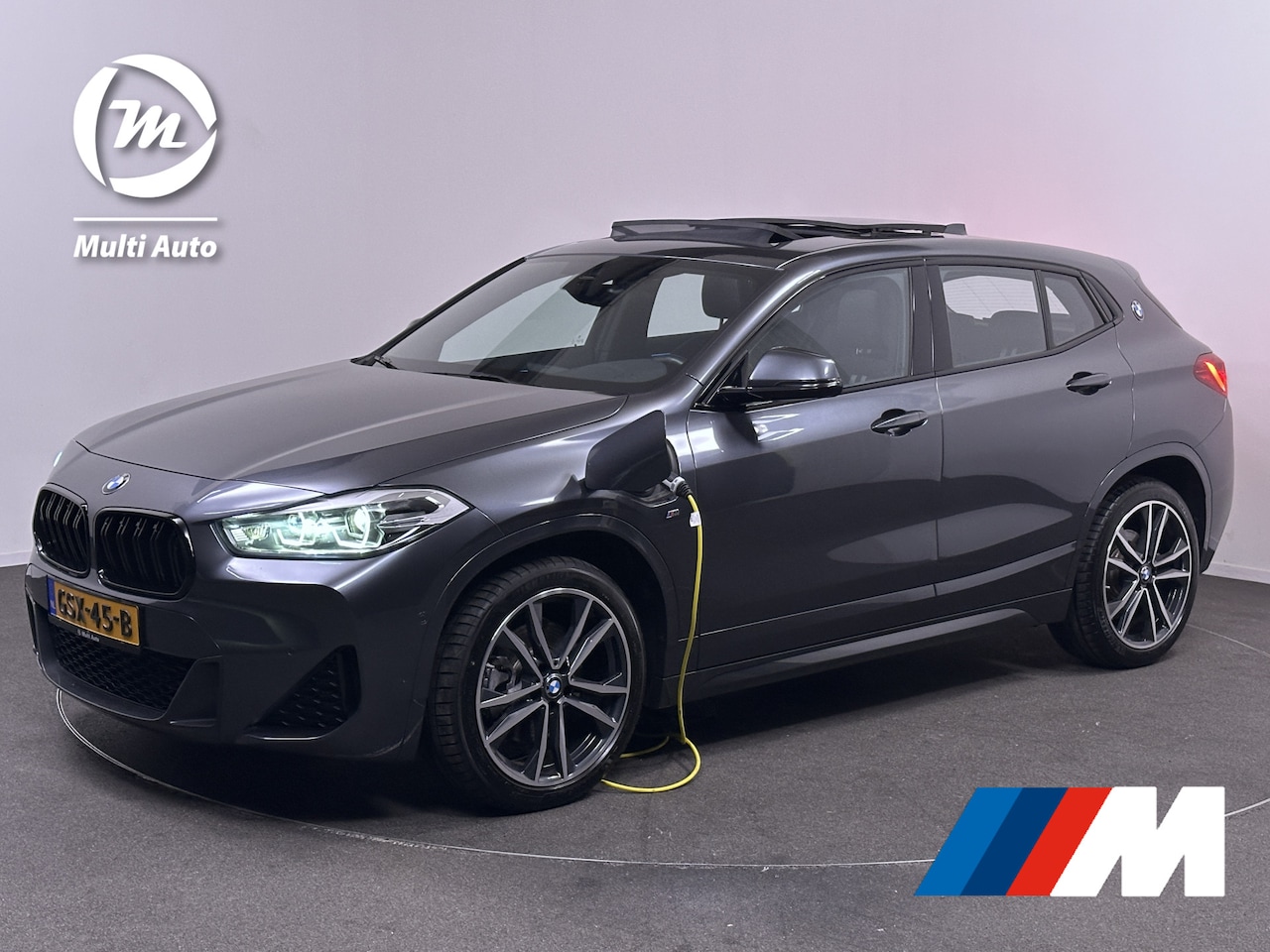 BMW X2 - xDrive25e M-Sport Plug in Hybrid | Panodak | Camera | Navi Prof | Sportstoelen Verwarmd | - AutoWereld.nl