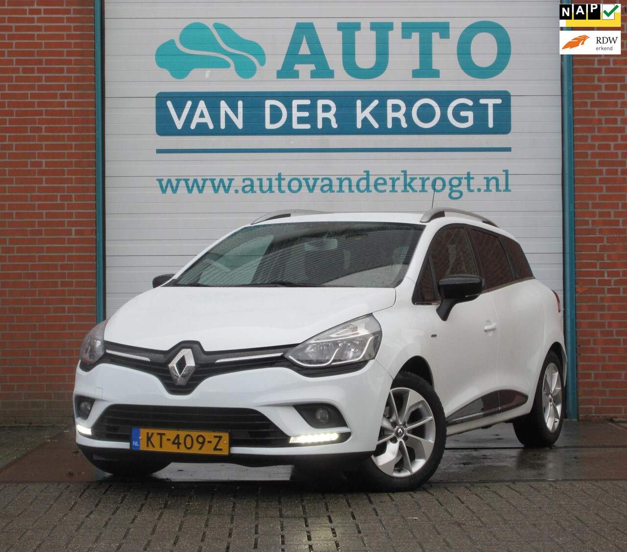 Renault Clio Estate - 0.9 TCe Limited 0.9 TCe Limited, Airco, Trekhaak, Cruise, 29.318 km !!! APK 12-25 - AutoWereld.nl