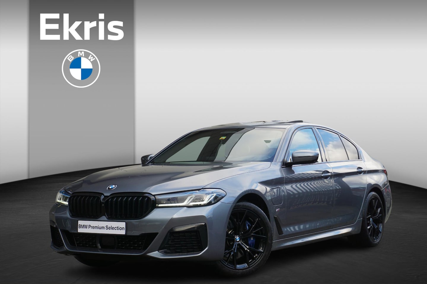 BMW 5-serie - Sedan 530e M Sportpakket | High Executive | Audio Media Pack | Parking Pack | Safety Pack - AutoWereld.nl