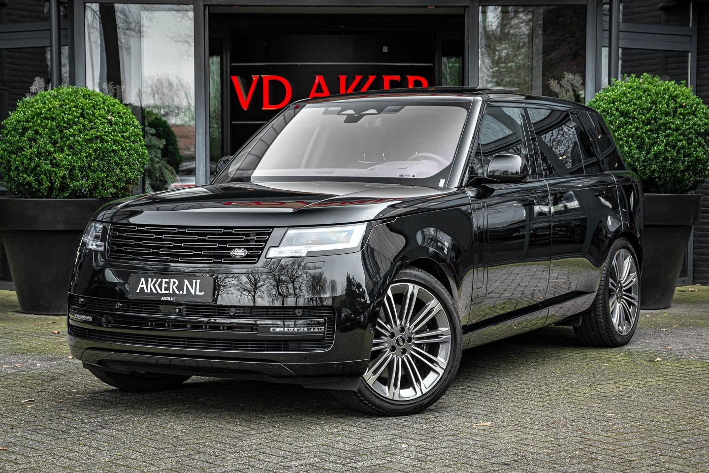 Land Rover Range Rover - LANDROVER P530 LWB AUTOBIOGRAPHY 7 PERS.+HEADUP+MASSAGE+23 INCH - AutoWereld.nl