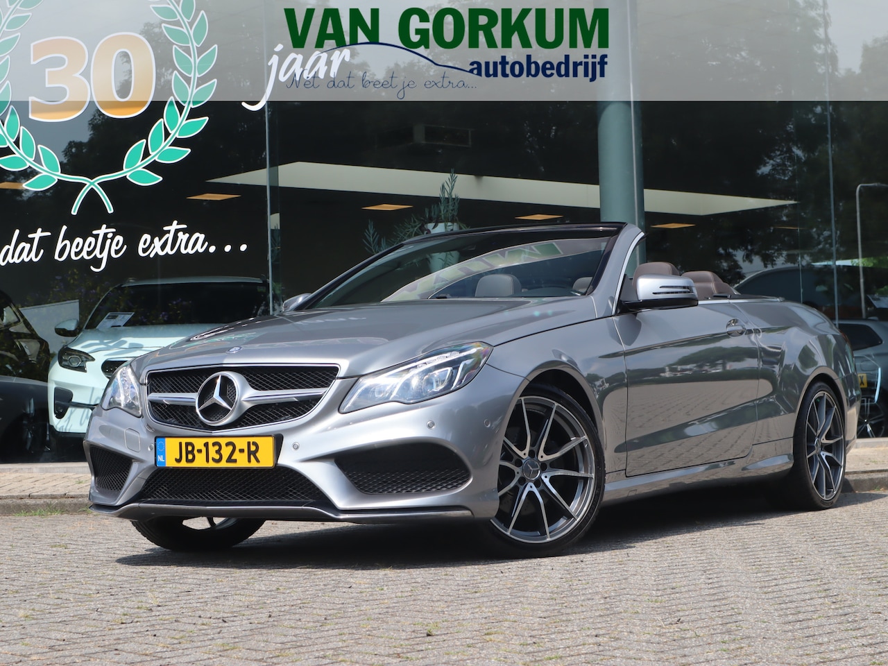 Mercedes-Benz E-klasse Cabrio - 250 Edition Sport / AMG Styling / Nekverwarming - AutoWereld.nl