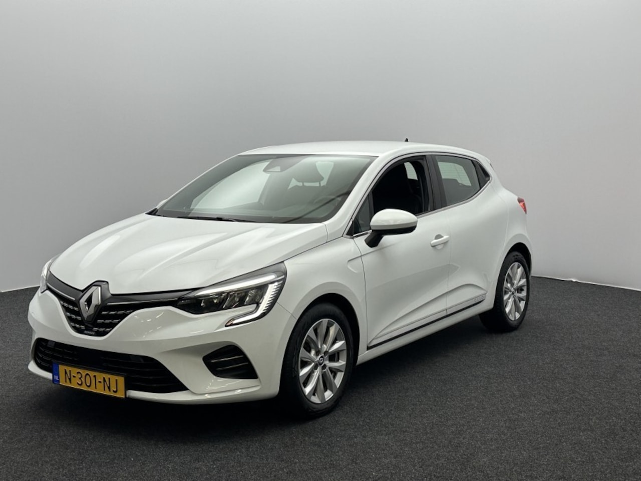 Renault Clio - 1.0 TCe Intens | Clima | Easy Link NAVI | Cruise | Parkeerhulp | Eerste Eig. - AutoWereld.nl