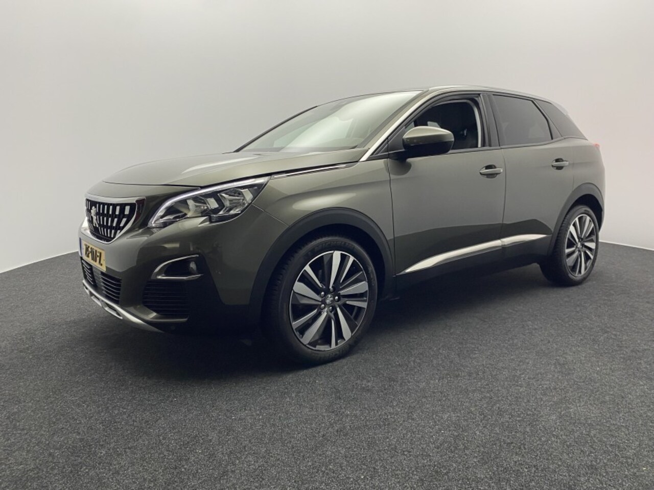 Peugeot 3008 - 1.2 PureTech Blue Lease Premium 1.2 PureTech Blue Lease Premium - AutoWereld.nl