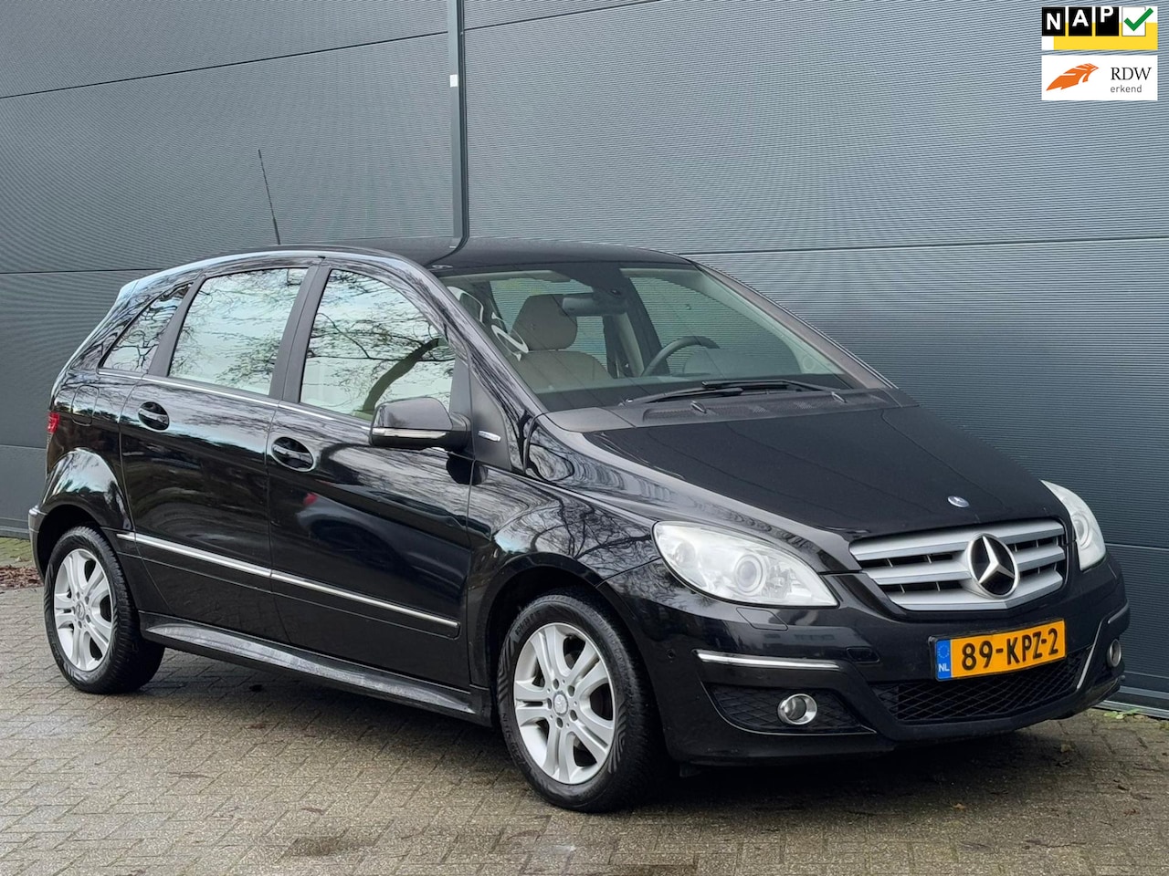 Mercedes-Benz B-klasse - 180 BlueEFFICIENCY Business CLass LEER XENON PDC CRUISE - AutoWereld.nl