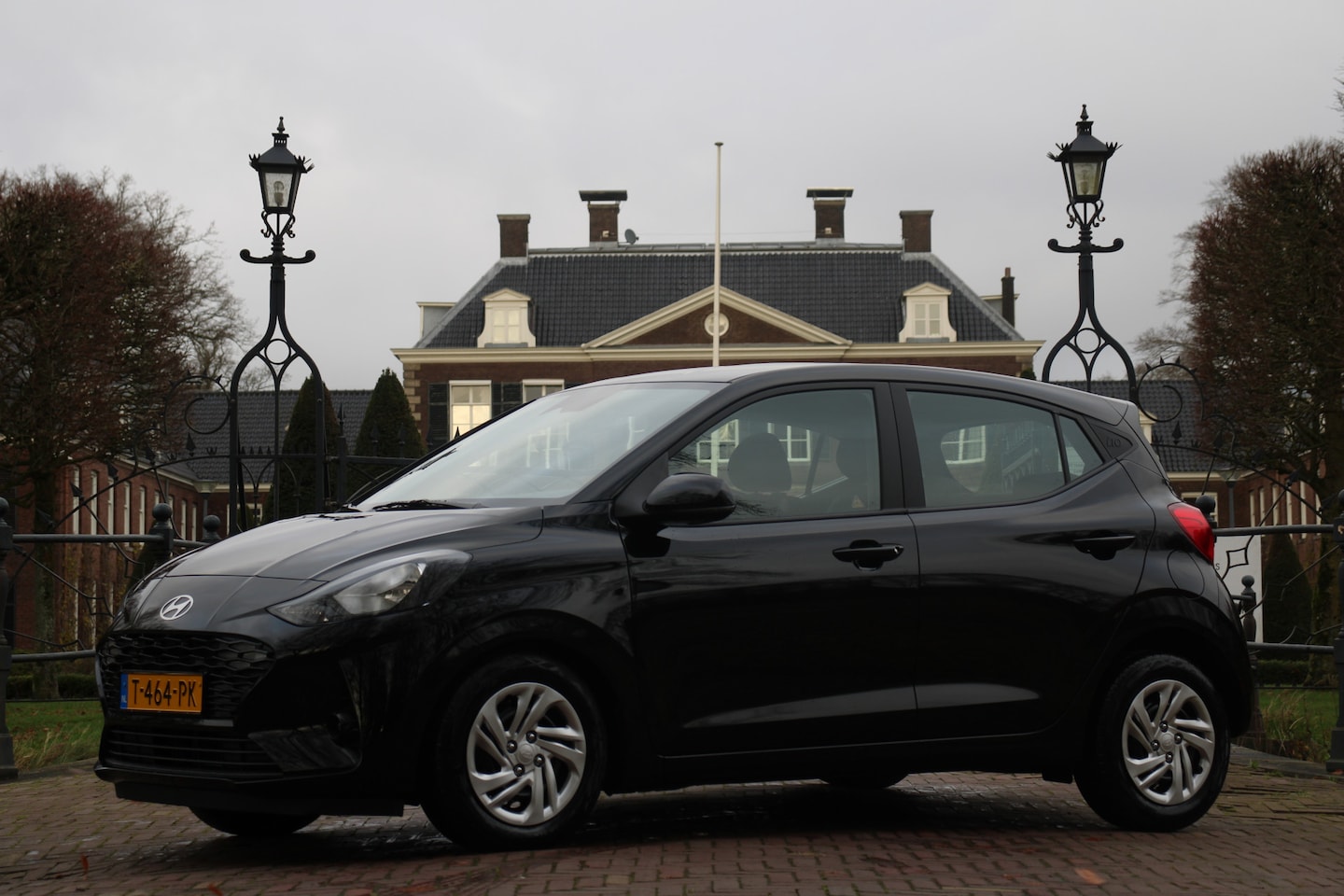 Hyundai i10 - 1.0 COMFORT | NL-AUTO! | CRUISE | LED | APPLE CARPLAY & ANDROID AUTO | DEALER ONDERHOUDEN! - AutoWereld.nl