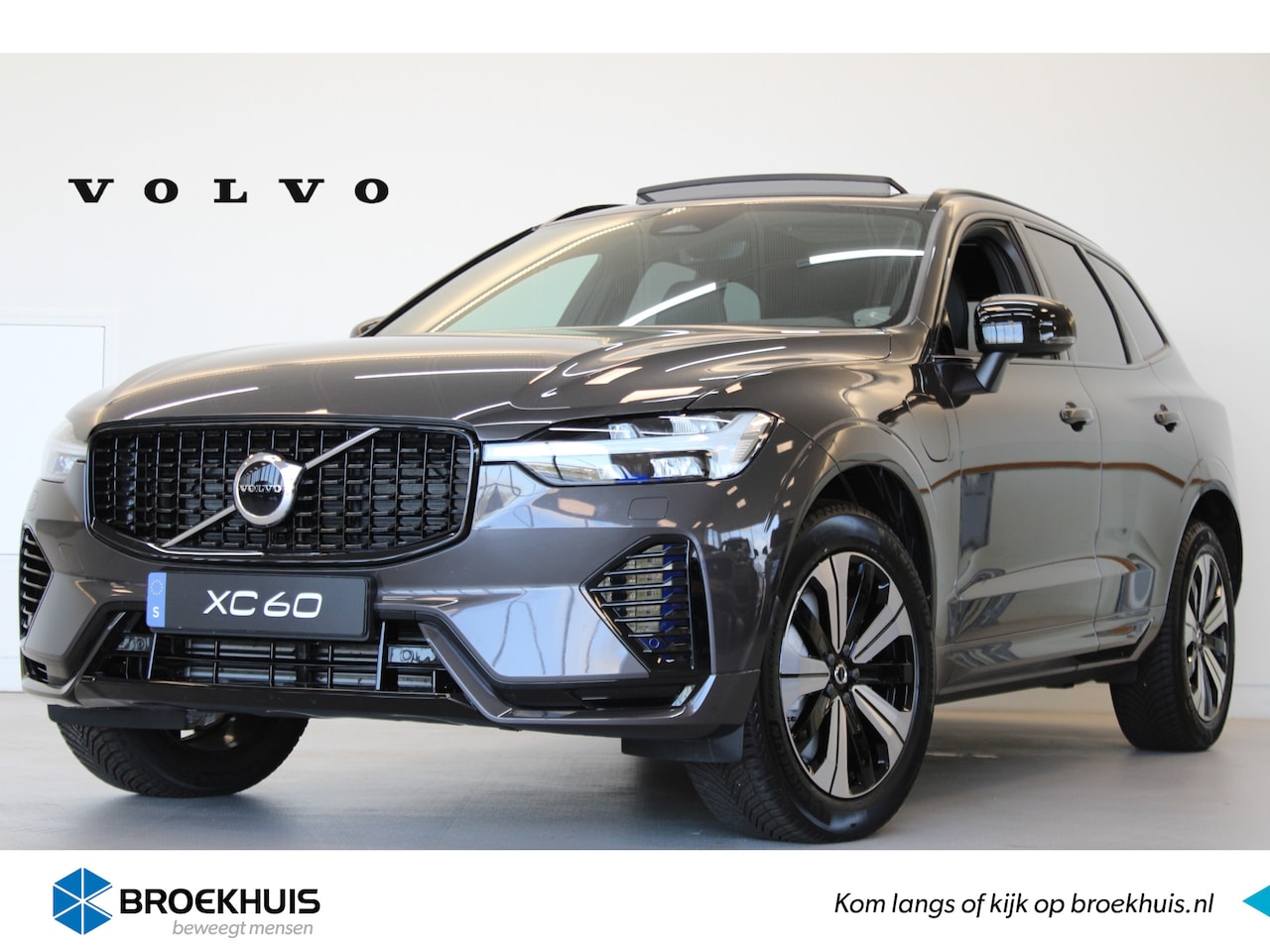 Volvo XC60 - T6 350PK AWD Plus Dark | Trekhaak | Gelamineerd Glas | Adapt LED | All Season | - AutoWereld.nl