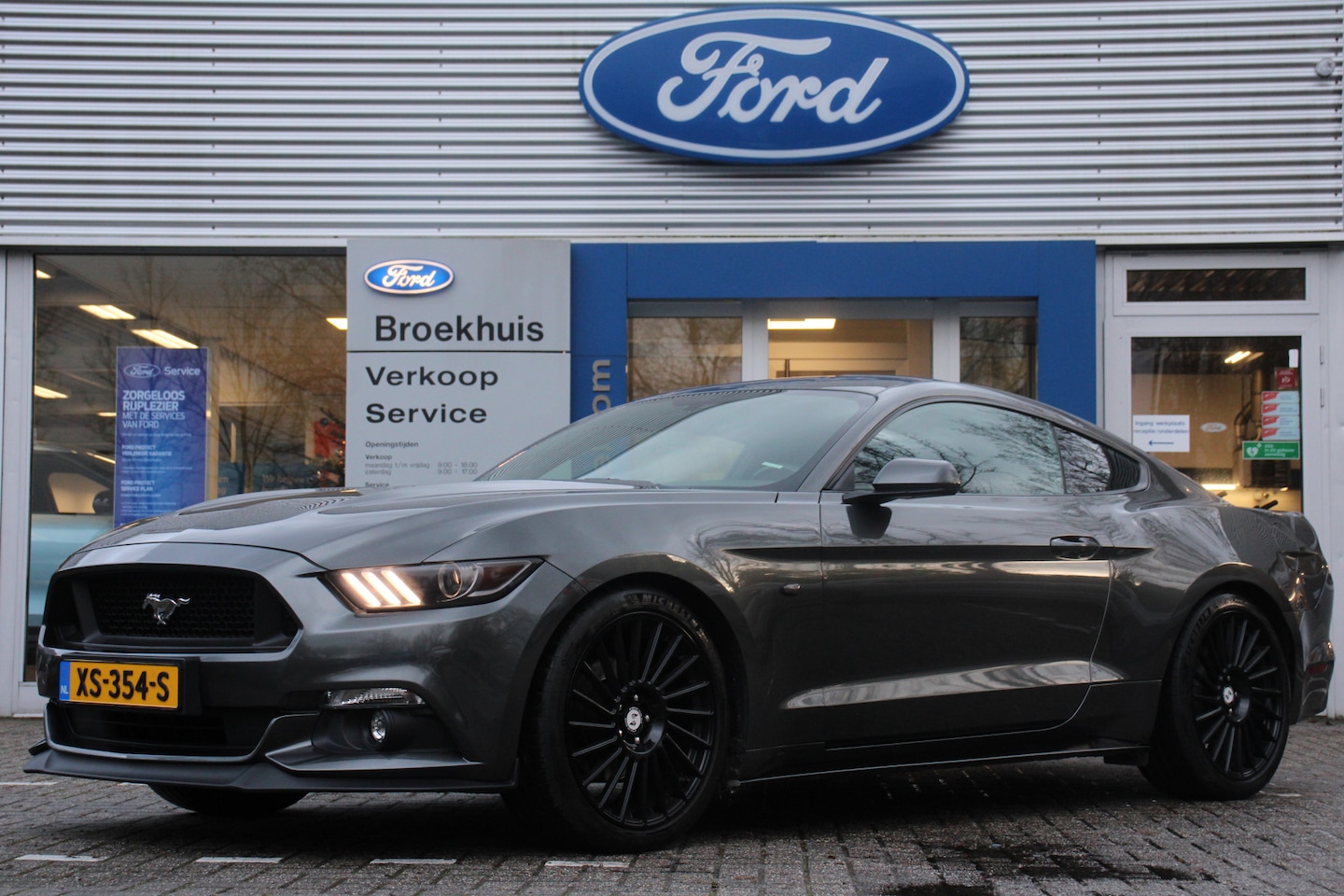 Ford Mustang - USA 3.7 V6 AUTOMAAT I CAMERA I CRUISE I CLIMA I PARK SENS | ALARM | 20' LM. VELGEN | MICHE - AutoWereld.nl