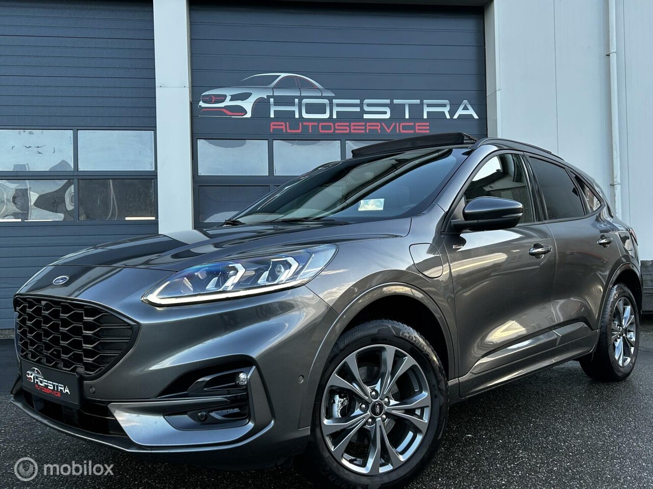 Ford Kuga - 2.5 PHEV ST-Line Head-Up Pano Winter-pack Camera Elektr-achterklep - AutoWereld.nl