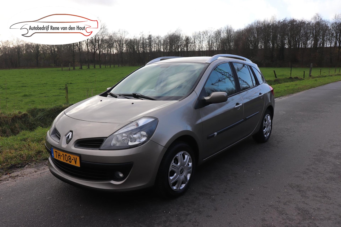 Renault Clio Estate - 1.2 TCE Expression 1.2 TCE Expression - AutoWereld.nl