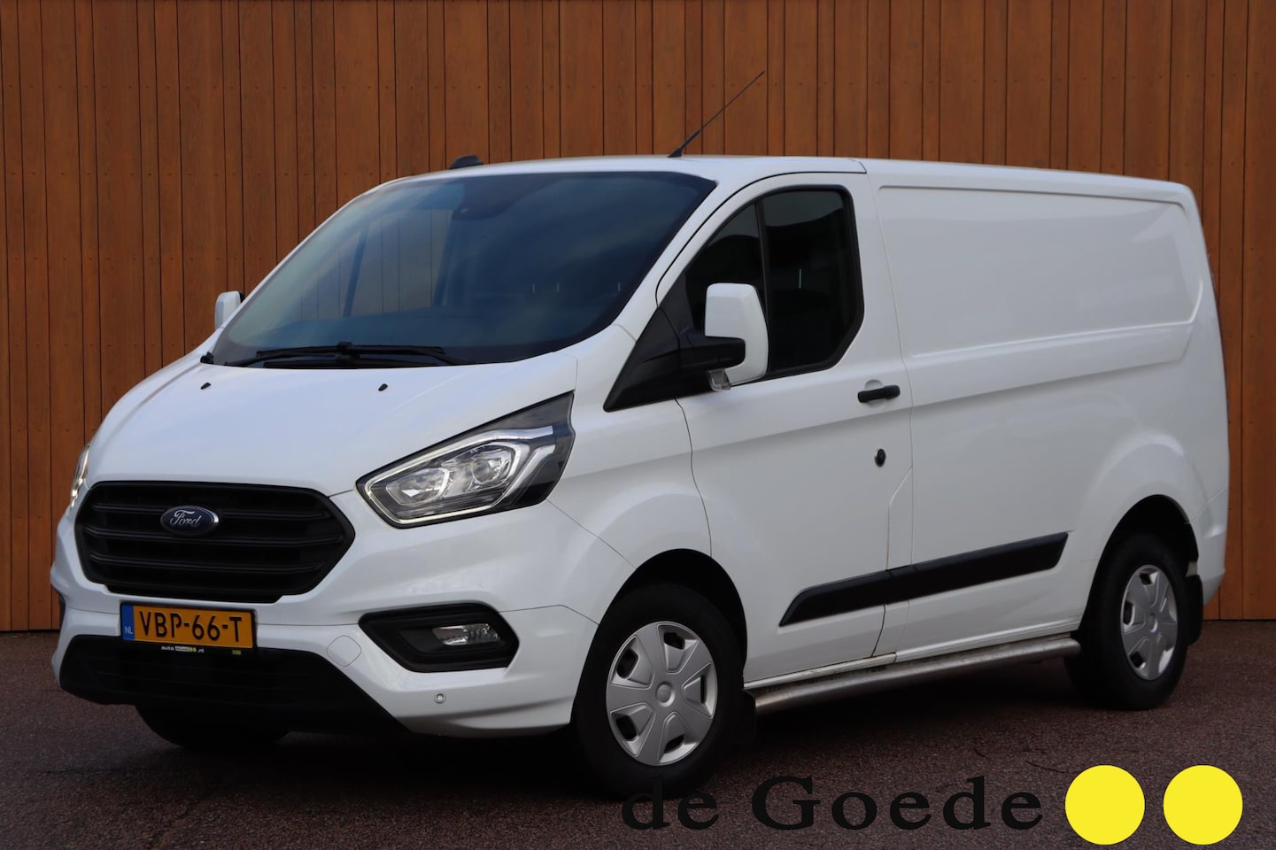 Ford Transit Custom - 280 2.0 TDCI L1H1 Trend org. NL-auto - AutoWereld.nl