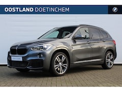 BMW X1 - sDrive20i Executive M Sport Automaat / Trekhaak / Sportstoelen / LED / M Sport steering /