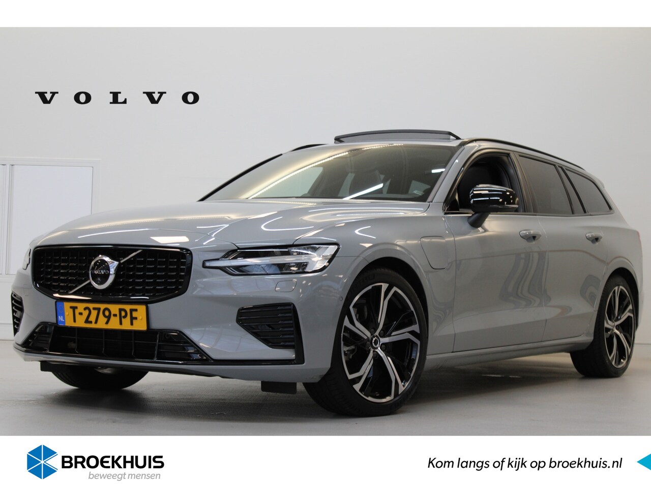 Volvo V60 - T6 350PK AWD Ultimate Dark | Full Option! | B&W Audio | Gelam Glas | Trekhaak | 360º view - AutoWereld.nl