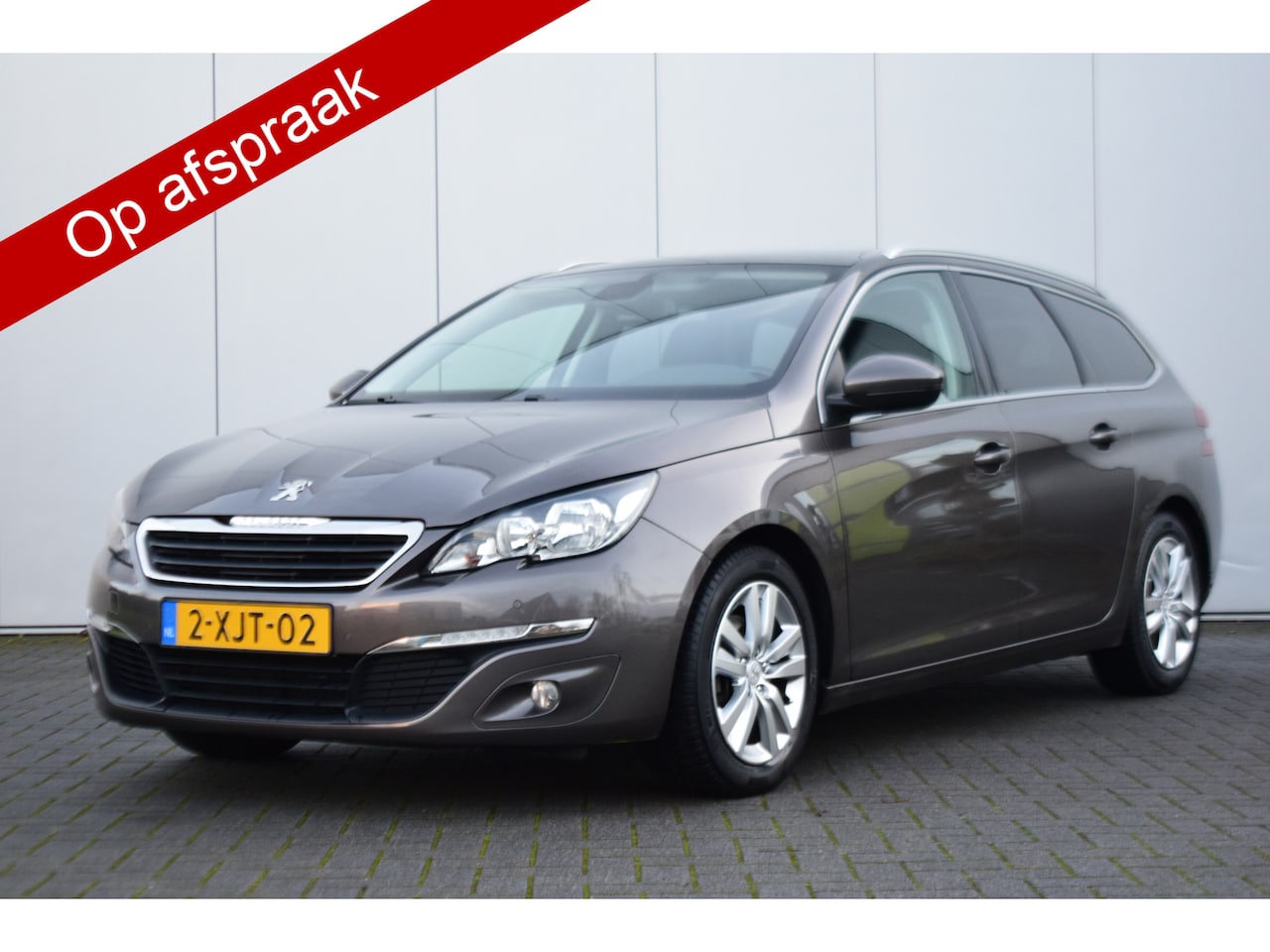 Peugeot 308 SW - 1.6 BlueHDI Blue Lease Executive Pano/dak Navi Ecc Cruise Pdc Trekhaak - AutoWereld.nl