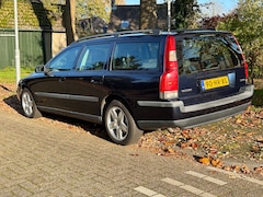 Volvo V70 - 2.4 Comfort Line YOUNGTIMER