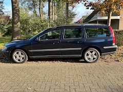 Volvo V70 - 2.4 Comfort Line YOUNGTIMER APK FEB 2026