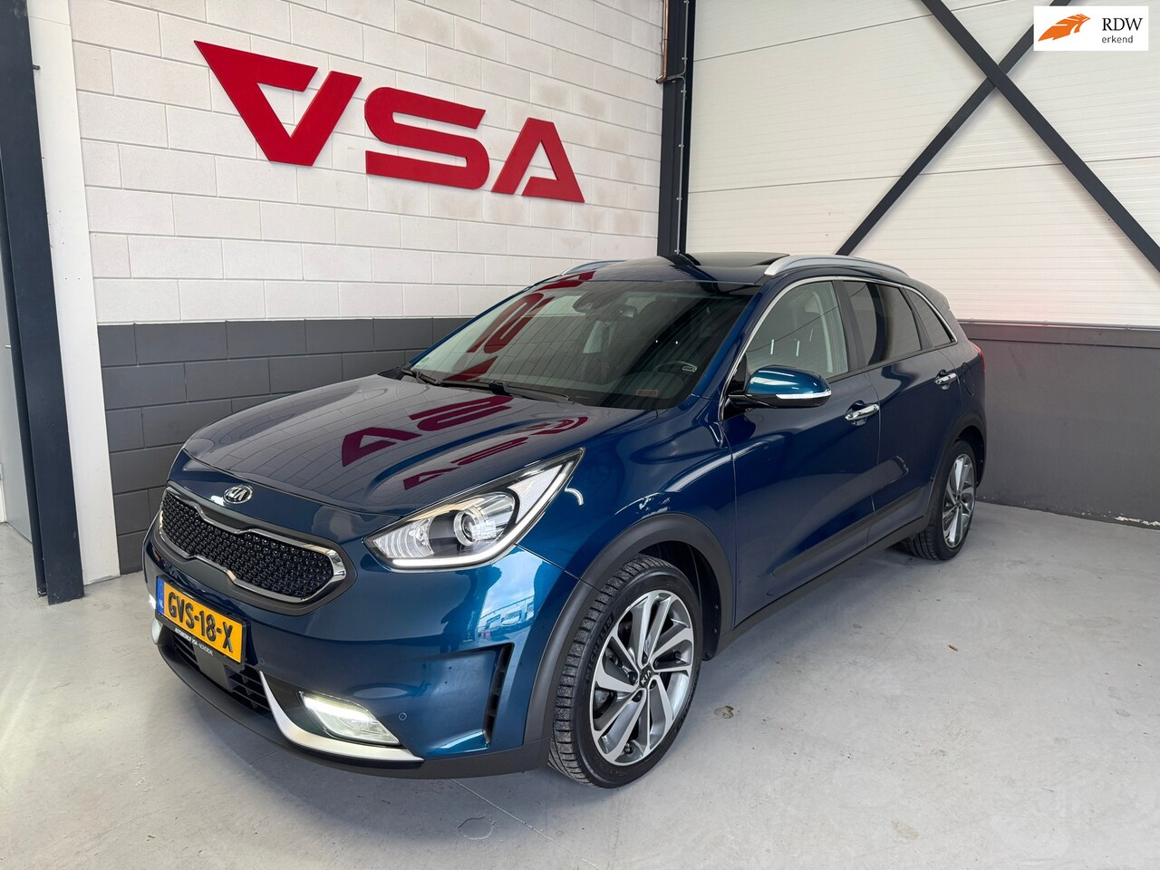 Kia Niro - 1.6 GDi Hybrid ExecutiveLine 1.6 GDi Hybrid ExecutiveLine - AutoWereld.nl