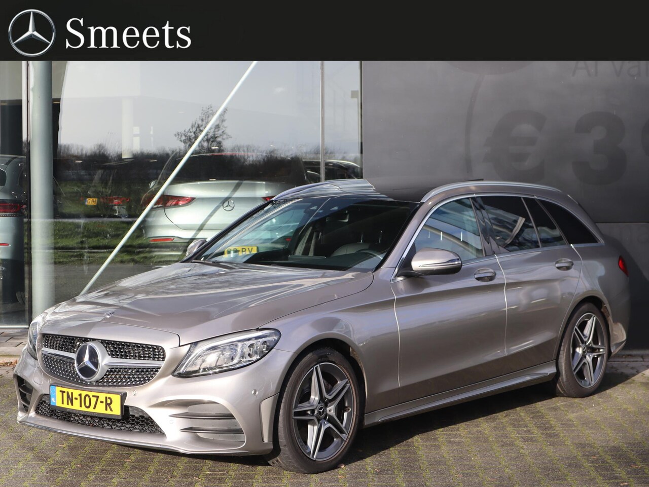 Mercedes-Benz C-klasse Estate - 180 Premium Plus Pack AMG line | Panoramadak | Trekhaak | Multibeam LED | Navigatie | Came - AutoWereld.nl