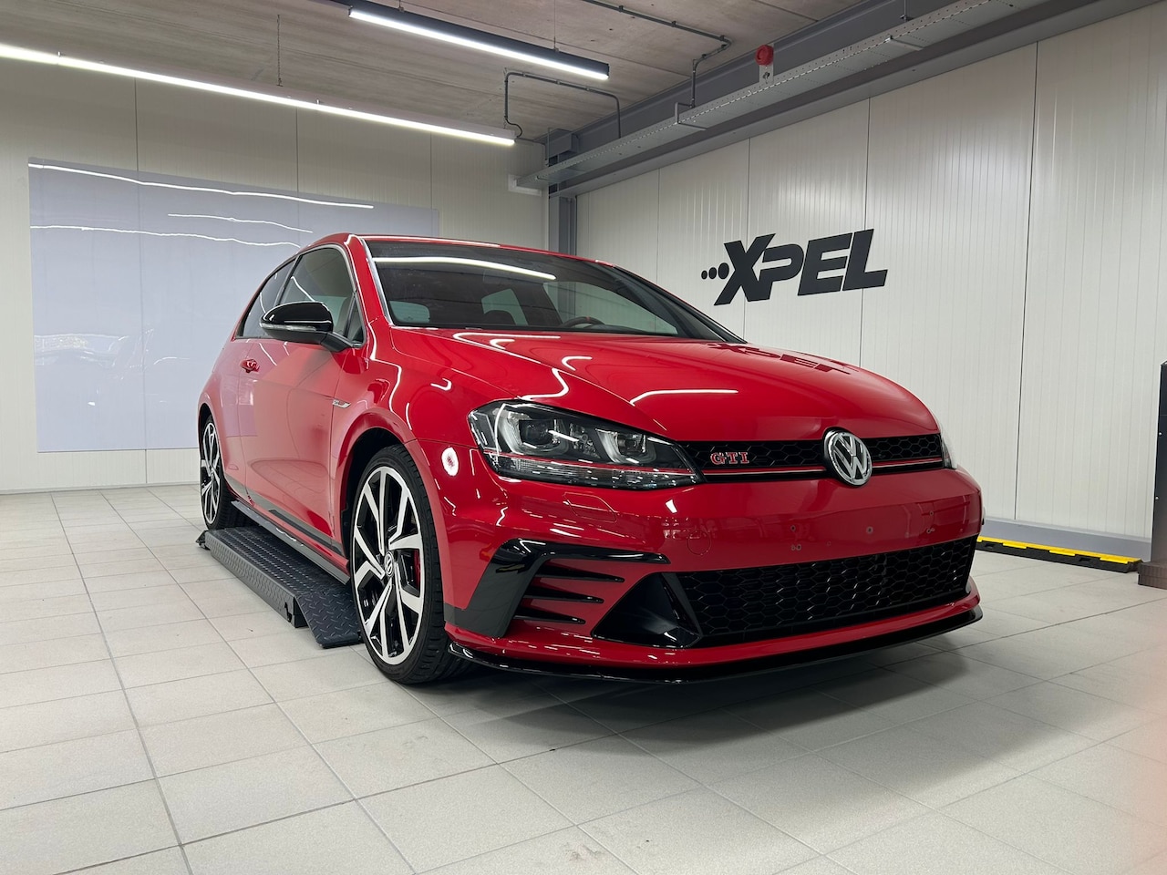 Volkswagen Golf - 2.0 TSI GTI Clubsport - AutoWereld.nl