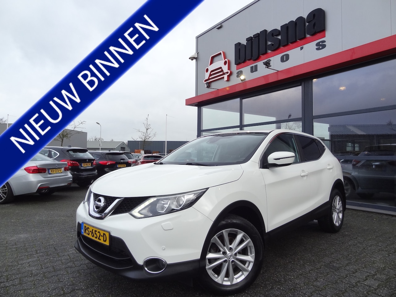 Nissan Qashqai - 1.2 Acenta | CRUISE | LMV | CAMERA | NAVI | TREKHAAK | ECC | - AutoWereld.nl