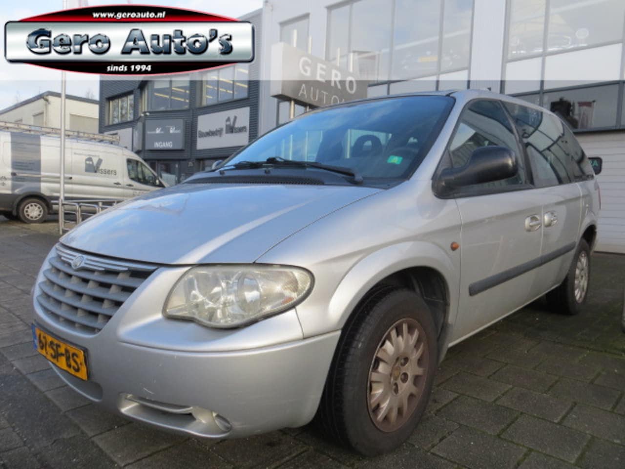 Chrysler Voyager - 3.3i V6 SE Luxe automaat 6 persoons - AutoWereld.nl