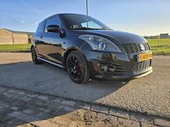 Suzuki Swift - 1.6 Sport Suzuki Swift Sport 2014 – Stijlvol, Sportief en Met Zorg Onderhouden!