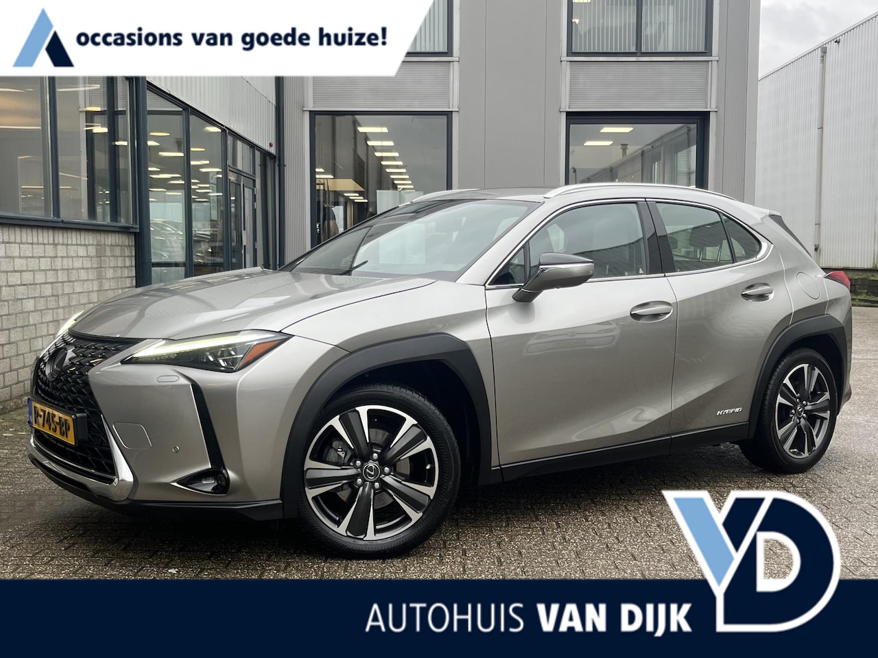 Lexus UX - 250h Executive Line | Navi/Leder/Adapt.Cruise/Topview-Camera/Clima/El.Schuif-Kanteldak/Sto - AutoWereld.nl