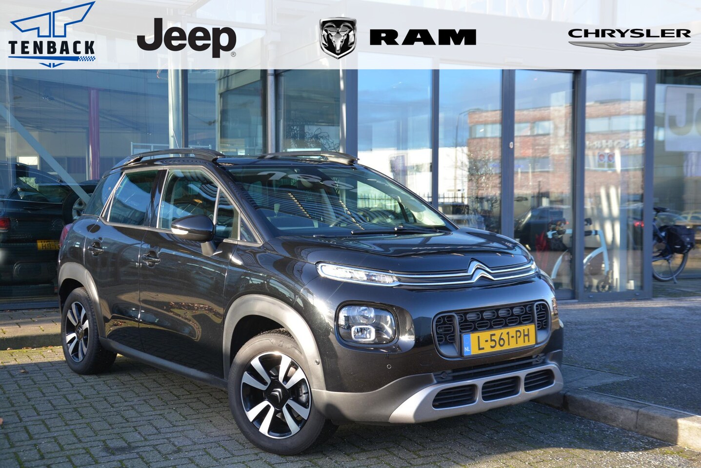 Citroën C3 Aircross - 1.2 PureTech Shine | NAP | 2de eigenaar - AutoWereld.nl