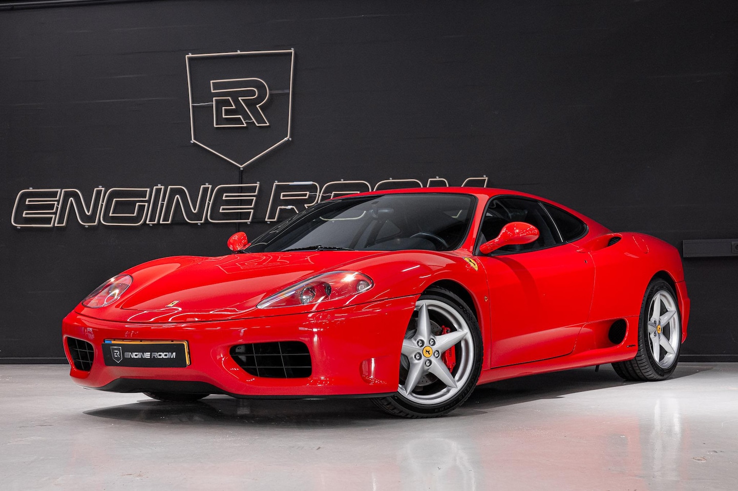 Ferrari 360 - 3.6 V8 Modena MANUAL | Fully Serviced | All Original | New buttons no/sticky Buttons | PPF - AutoWereld.nl