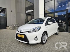 Toyota Yaris - 1.5 Full Hybrid Dynamic Panoramadak Cruise Navi