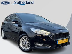 Ford Focus - 1.0 Ecoboost Titanium 125pk Trekhaak | Cruise control | Getint glas | 5 deurs | Apple Carp