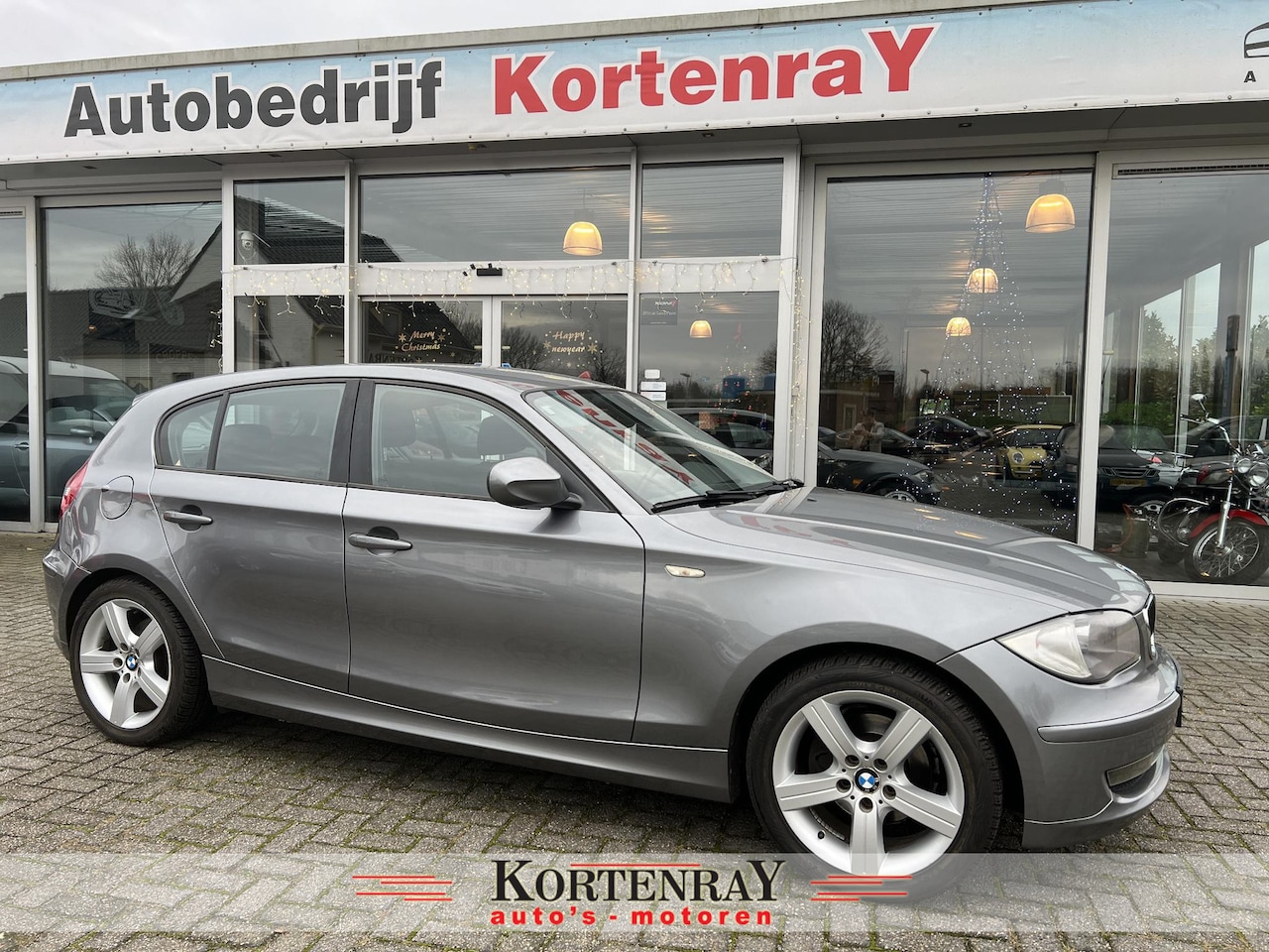 BMW 1-serie - 118i Business Line 118i Business Line ,NAP,Airco, Cruise-control, Enz. zie Foto,s !! - AutoWereld.nl