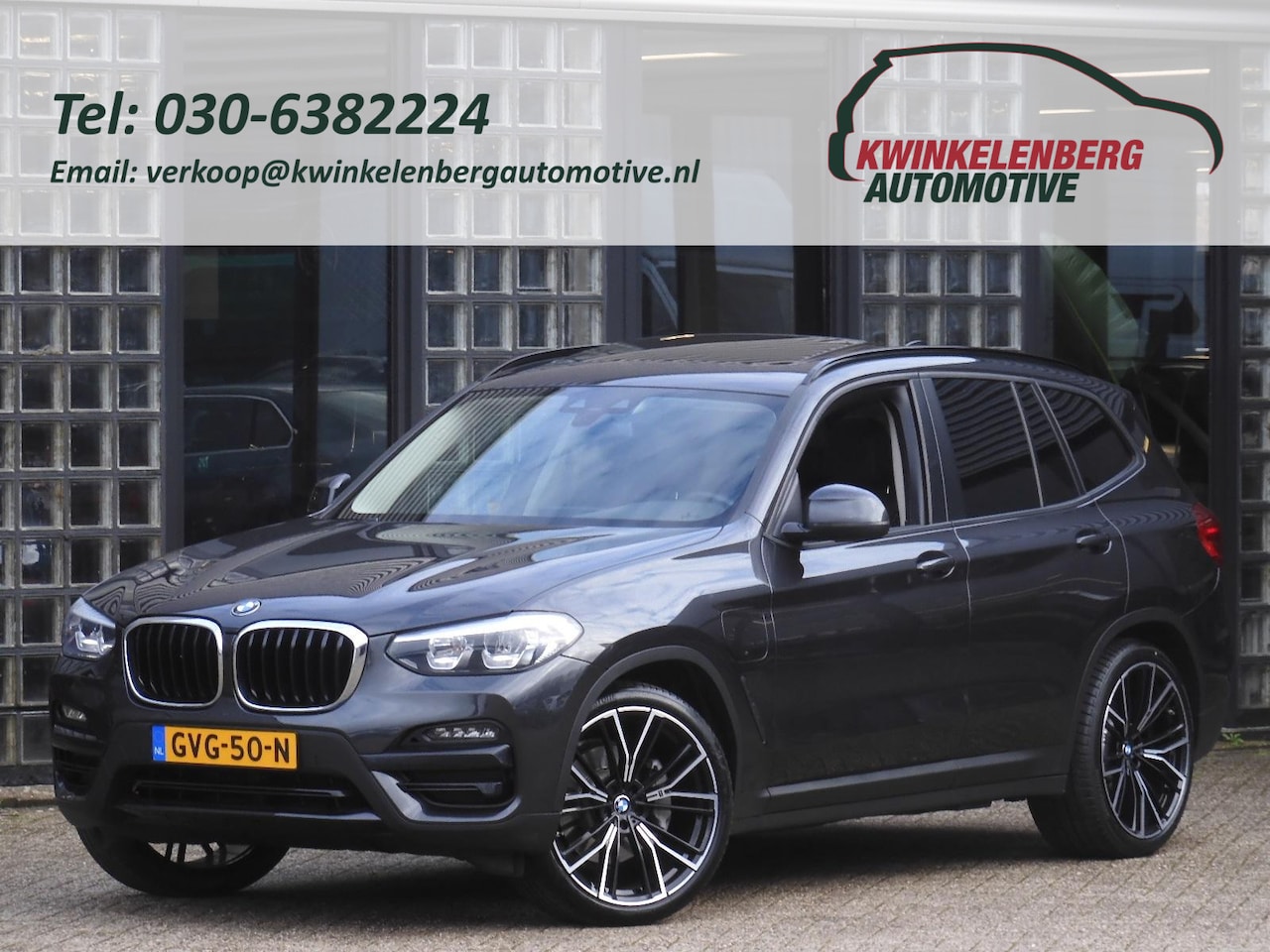 BMW X3 - xDrive30e/ PANORAMADAK/ TREKHAAK/ DIGI DASHBOARD - AutoWereld.nl