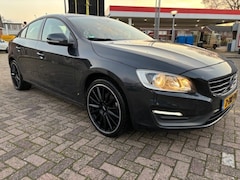 Volvo S60 - 1.6 T3 KINETIC