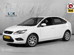 Ford Focus - 1.8 Titanium Flexi Fuel TREKHAAK|STOELVERWARMING|